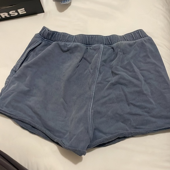 Blue comfy lounge shorts - Picture 4 of 4